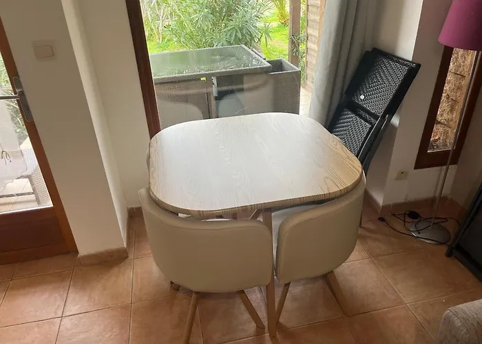 Mini Alba Rossa 度假居 *